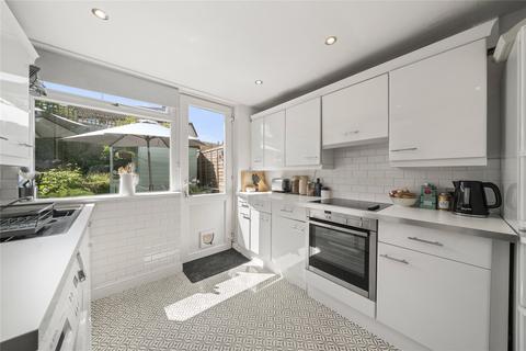 3 bedroom end of terrace house to rent, Portsmouth Road, Cobham, Surrey, KT11