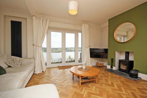 undefined, Bush Road, Y Felinheli, Gwynedd, LL56