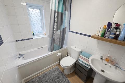 undefined, Farmbrook, Luton, Bedfordshire, LU2 7SZ