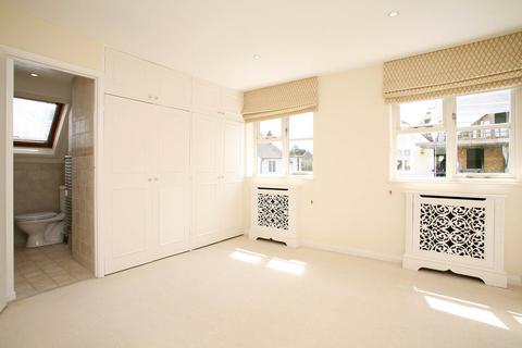 undefined, Hillbrow Road, Esher, Surrey, KT10