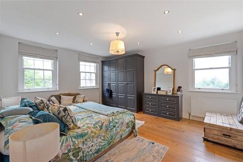 undefined, Grosvenor Road, Twickenham, TW1