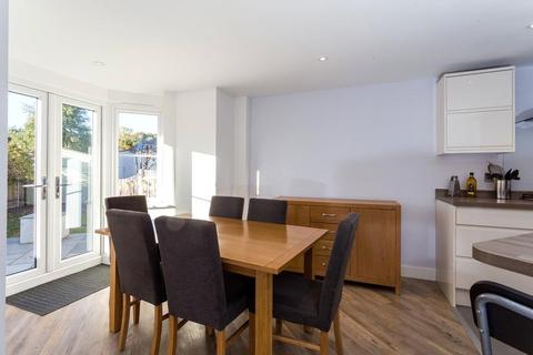 4 bedroom detached house to rent, Beechmont Avenue, Virginia Water, Surrey, GU25