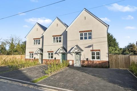 3 bedroom end of terrace house for sale, Hamworthy