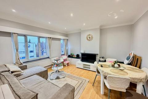 undefined, Uxbridge Road, Uxbridge UB10