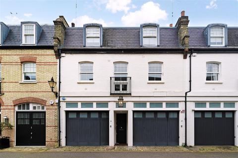 Clabon Mews, Knightsbridge, SW1X