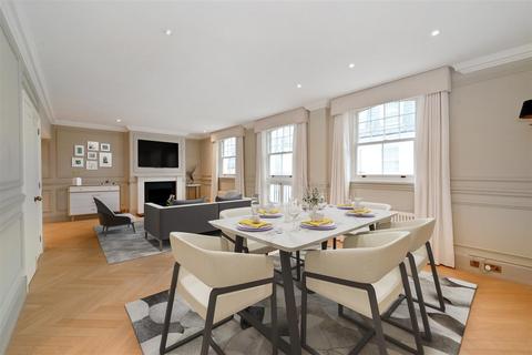 undefined, Clabon Mews, Knightsbridge, SW1X