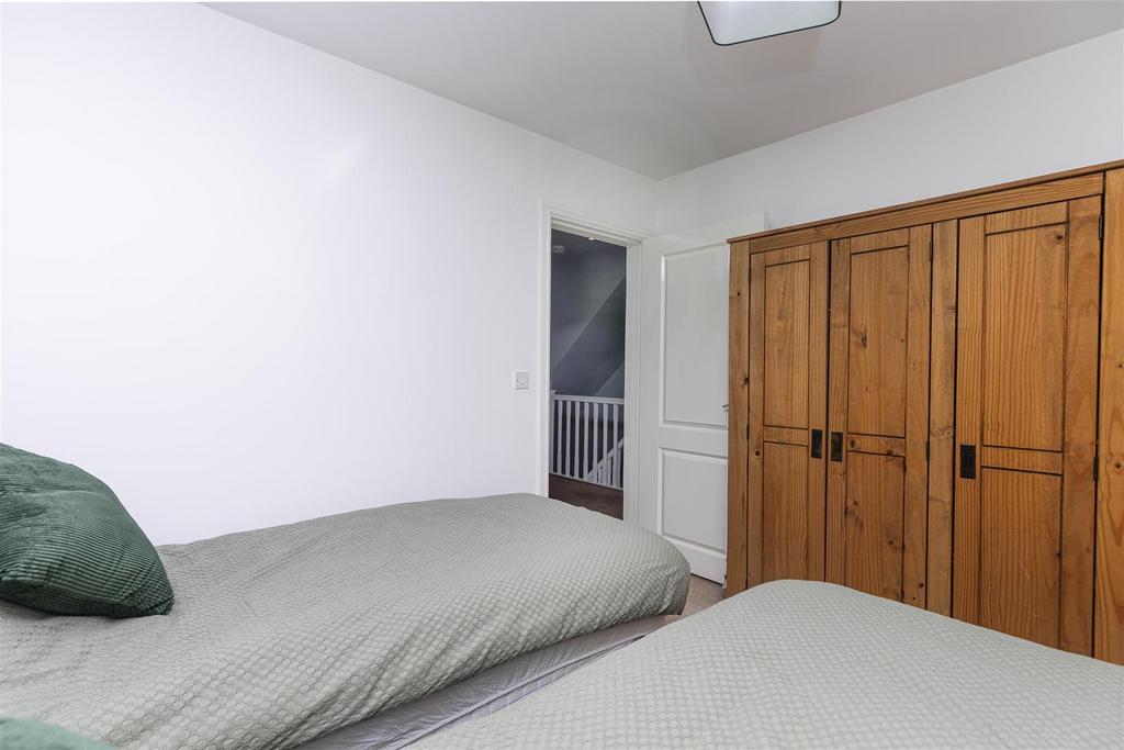 Bramleys Estate Agents - Suffolk Rise - Ferndale (