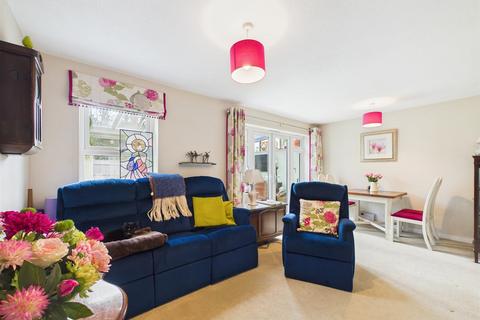 undefined, Tamar Close, Aylesbury HP21