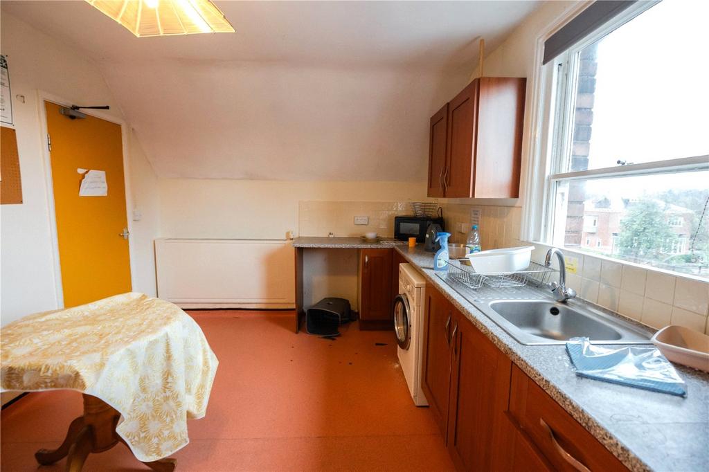 Kitchen (2)