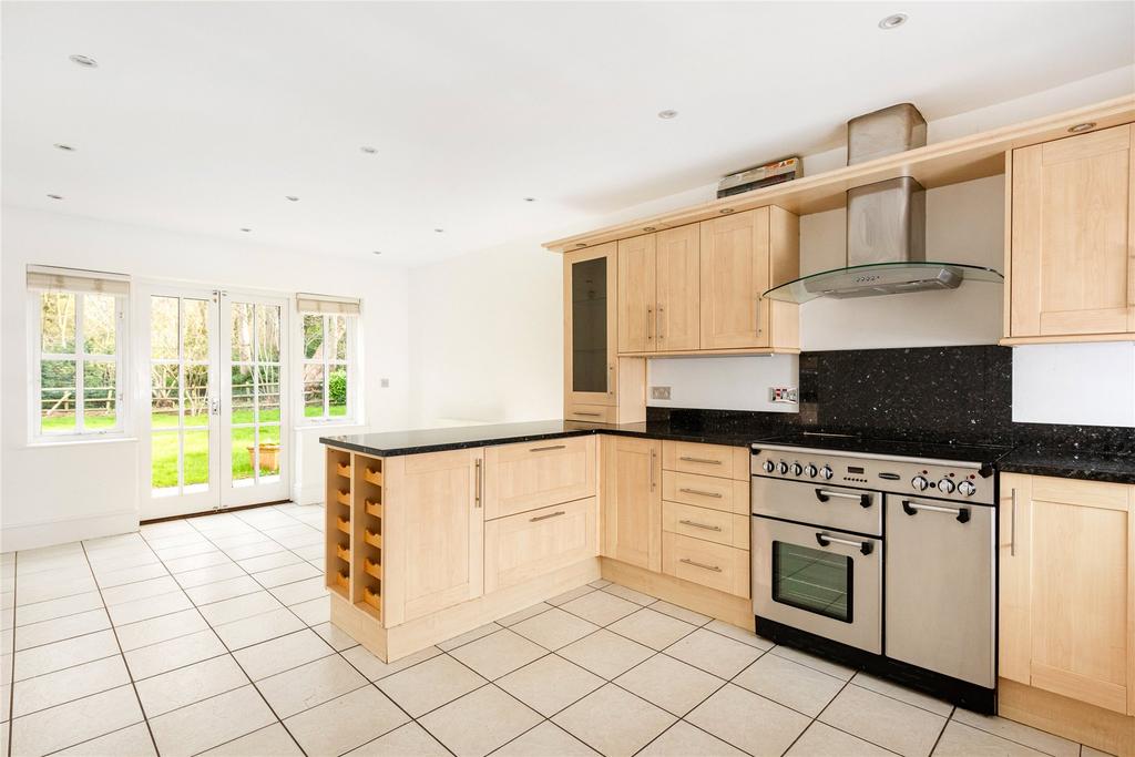Kitchen/Breakfast