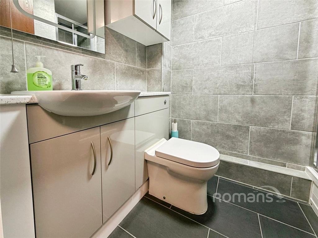 Bathroom 1.1