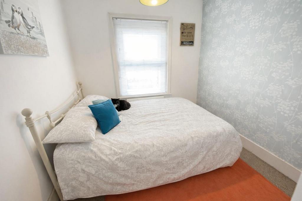 148 bed 2.jpeg