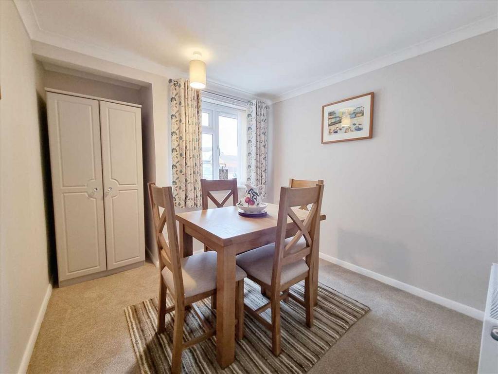 Bedroom 3/Dining