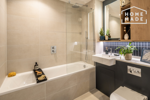 undefined, The Maple, NW2