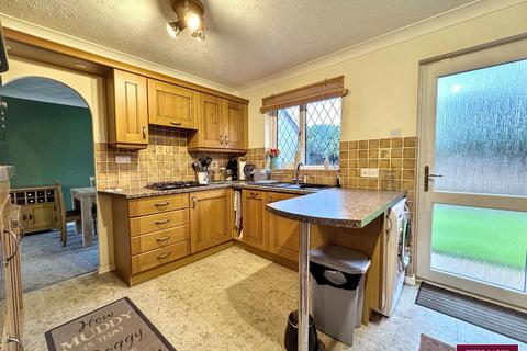 3 bedroom detached bungalow for sale, Kerfoot Avenue, Rhuddlan, Denbighshire LL18 2UR