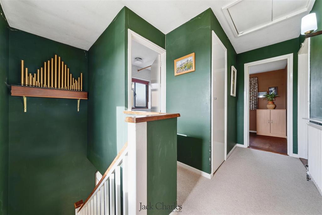 69 Higham Lane-11.jpg