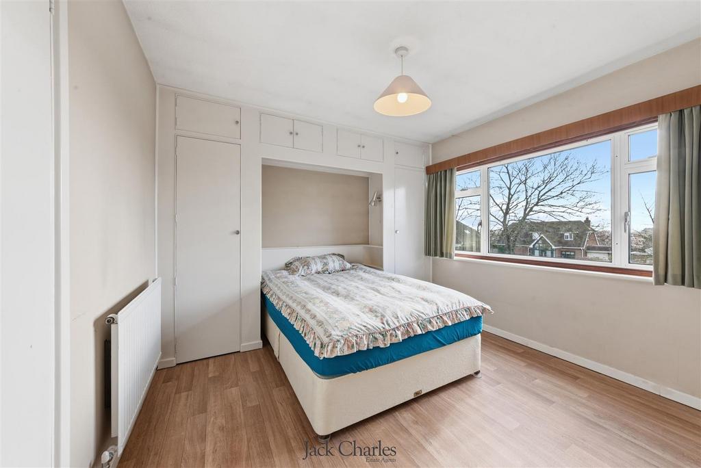 69 Higham Lane-6.jpg