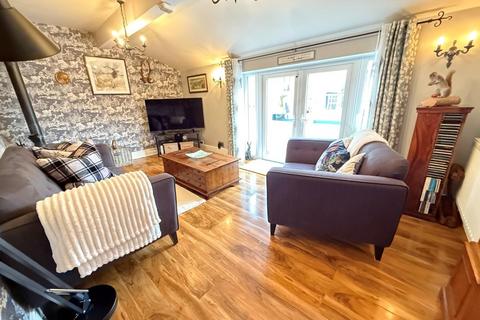 undefined, Watling Street East, Towcester NN12