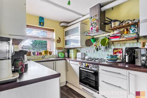 2 bedroom flat for sale, Parkside Court, Rosedale Way, Cheshunt,  Hertfordshire, EN7 6LQ