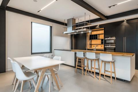 undefined, Curtain Road, London EC2A