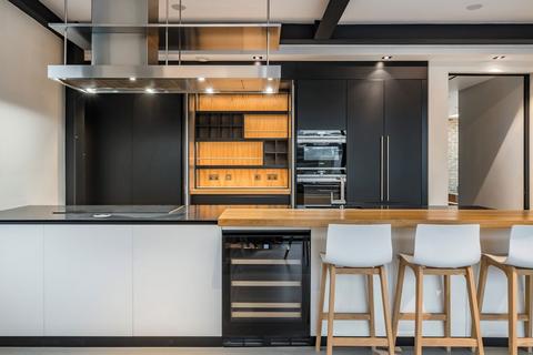 undefined, Curtain Road, London EC2A