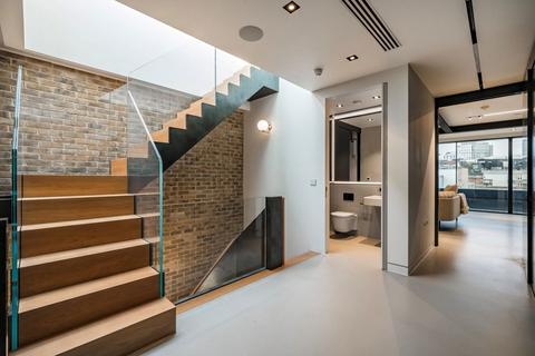 undefined, Curtain Road, London EC2A