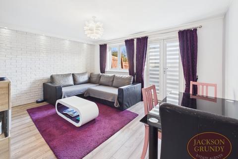 4 bedroom terraced house for sale, Knot Tiers Drive, Upton, NN5 4DA