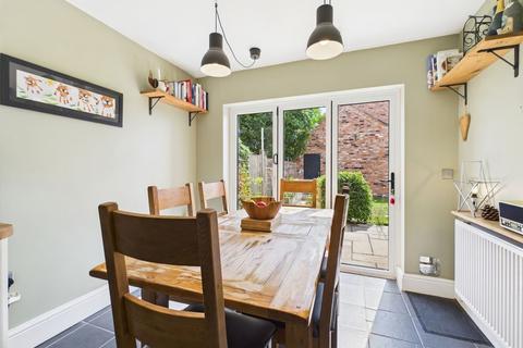 4 bedroom detached house for sale, Fiddlers Lane, Saughall, CH1