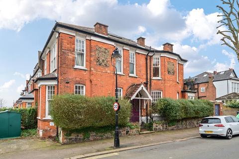 Wellfield Avenue, Muswell Hill, London, N10
