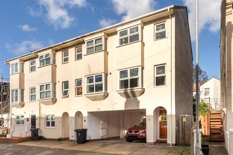 Campbell Road, Brighton BN1