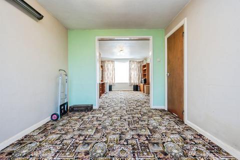 undefined, Ormesby Way, Bedford