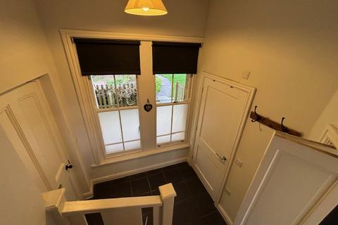 undefined, Y Felinheli LL56