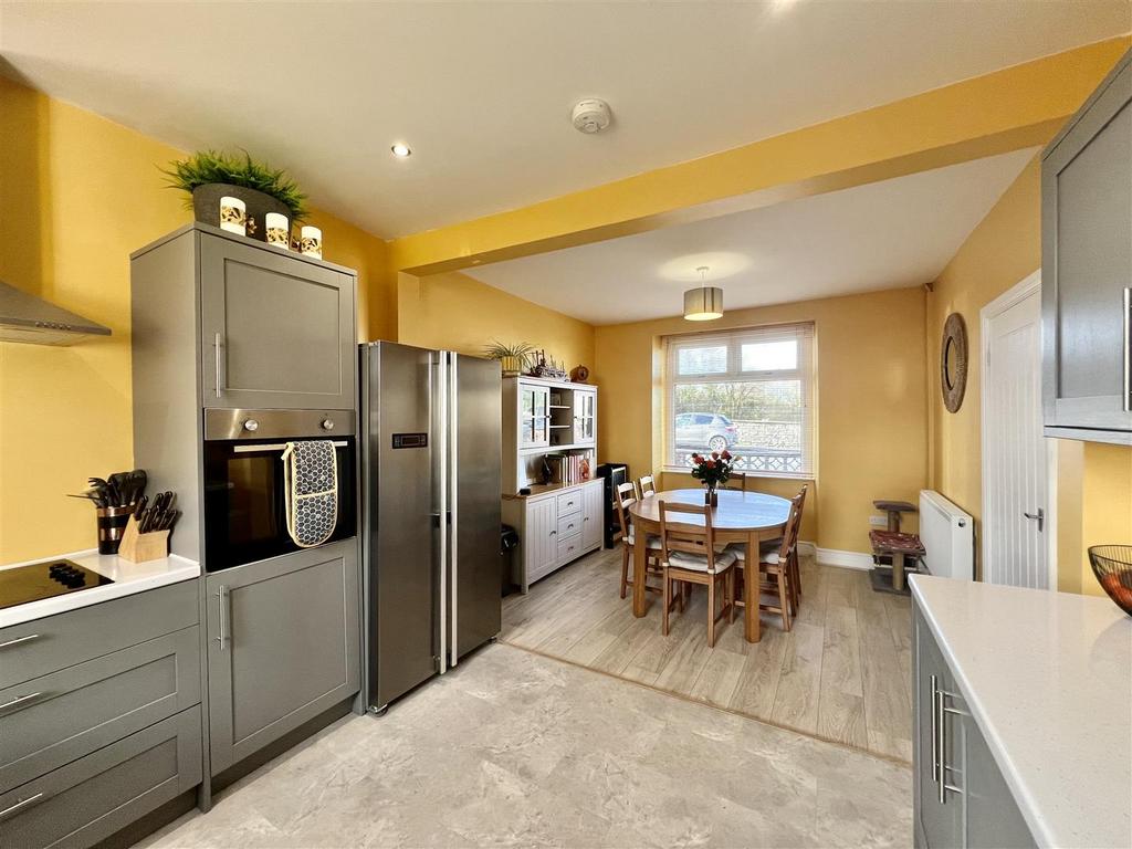 Kitchen diner