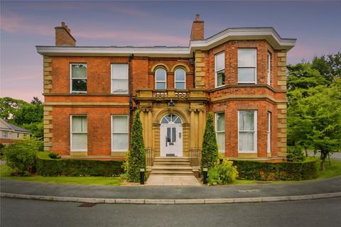 2 bedroom flat for sale - St. Hilarys Park, Alderley Edge, Cheshire, SK9