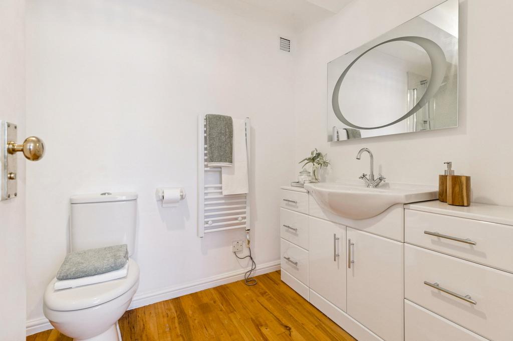 En Suite Bathroom