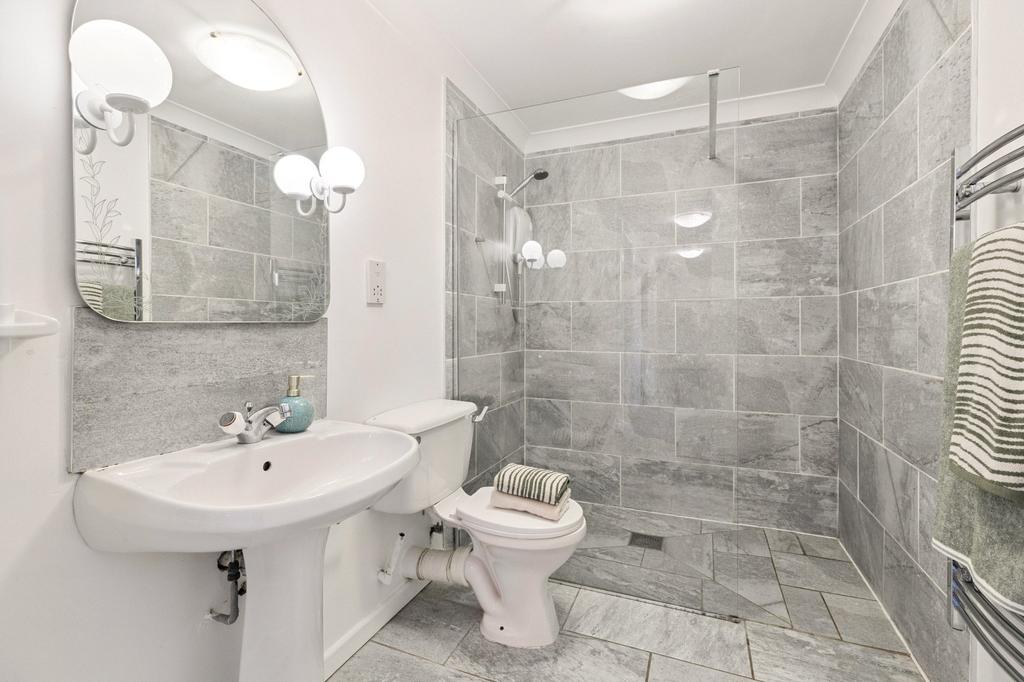 Main Shower Room
