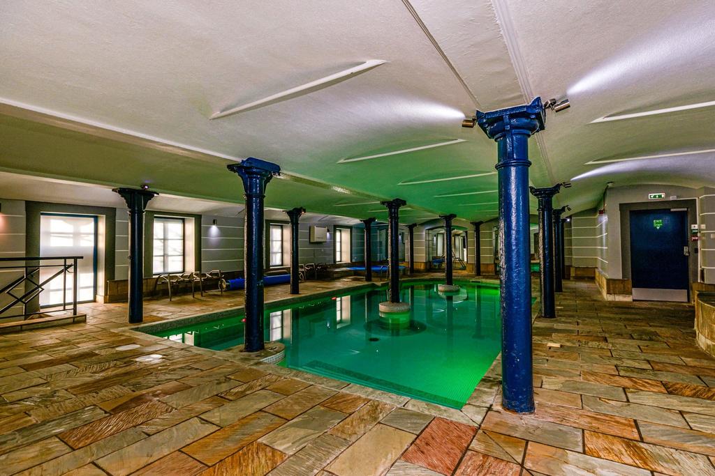 Residents Pool