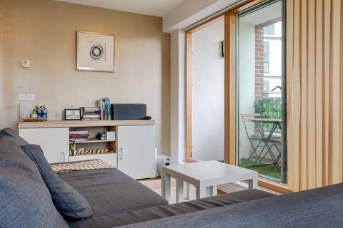 1 bedroom apartment to rent, Hardwicks Square Wandsworth SW18