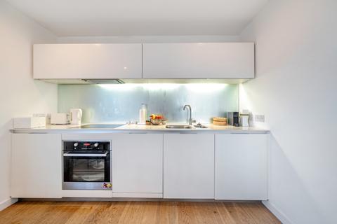 1 bedroom apartment to rent, Hardwicks Square Wandsworth SW18