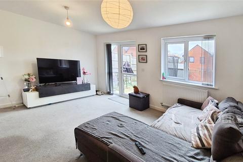 3 bedroom end of terrace house for sale, Bluebell Way, Whiteley, Fareham