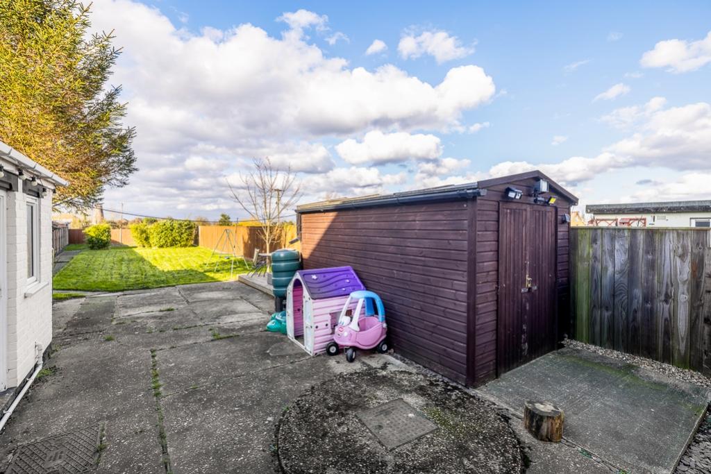 21 Horbling Lane (Stickney)-8