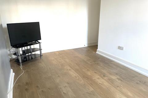 2 bedroom flat for sale, Granada Road, Southsea
