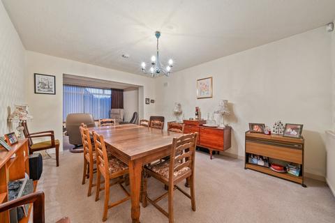 4 bedroom detached house for sale, Broomhill Avenue, Larbert, FK5