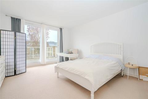 3 bedroom penthouse for sale, Melliss Avenue, Richmond, TW9