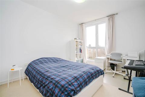 3 bedroom penthouse for sale, Melliss Avenue, Richmond, TW9
