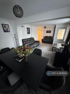 undefined, Radcliffe Way, Northolt, UB5