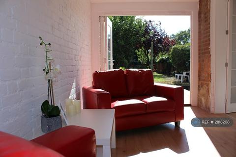 undefined, London Road, Ipswich, IP1