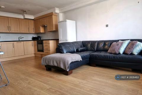 2 bedroom flat to rent, Mossbury Road, London, SW11