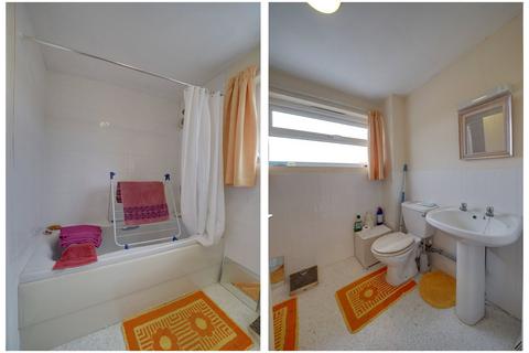 4 bedroom end of terrace house for sale, Peterhouse Close, Mildenhall, Bury St. Edmunds, Suffolk, IP28
