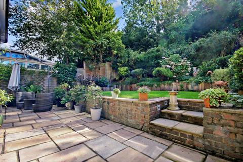 undefined, Alders View Drive, East Grinstead, RH19